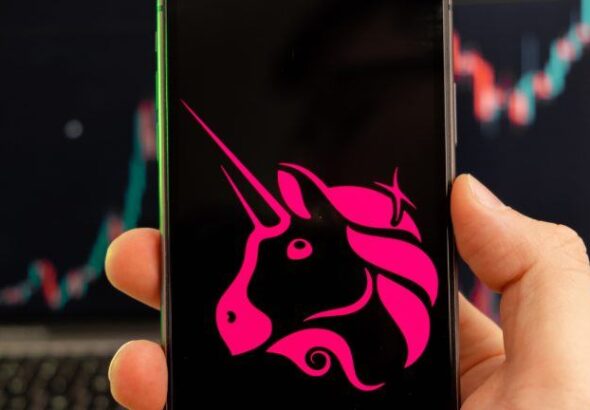 uniswap 100 standard chartered 40x btc eth nwmk 768x432 1